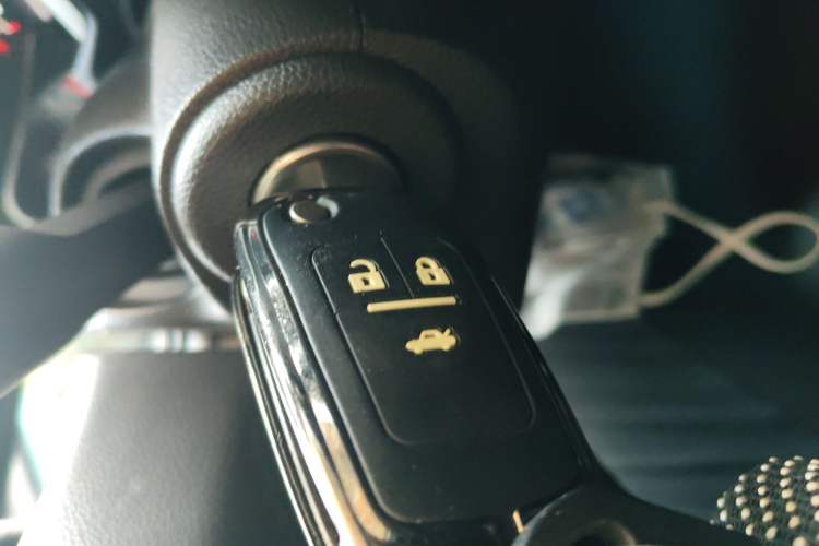 Used Chevrolet Monza 2022 Light Hybrid RS 330T Automatic Comfort Edition