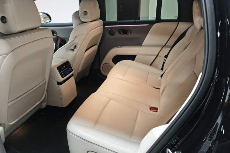 Used Li Auto i6 2025 Model Two-Wheel-Drive Standard Type Left Rear Seat