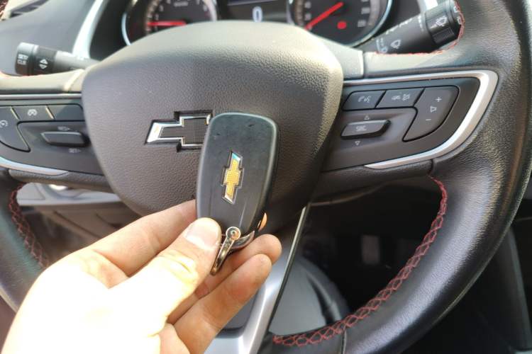 Used Chevrolet Orlando 2020 Light Hybrid Redline 530T Automatic Enjoyment Edition (5+2 Models) Vehicle Key