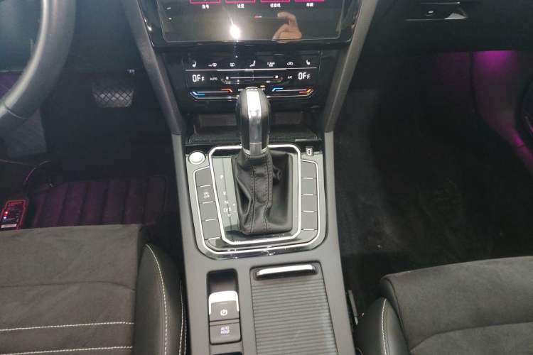 Used Volkswagen Magotan 2020 330TSI DSG Luxury Edition Gear Lever