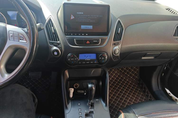 Used Hyundai ix35 2010 2.0L Automatic Two-Wheel Drive Elite Edition GLS