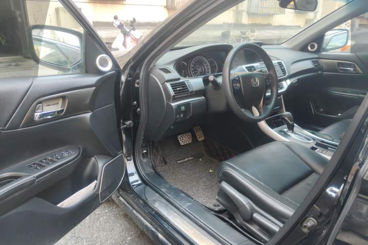 Used Honda Accord 2015 2.0L LX Comfort Edition
