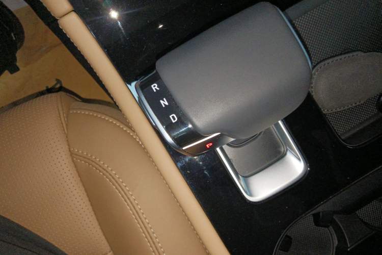 Used Li Auto ONE 2021 Extended-Range 6-Seater Version Gear Lever