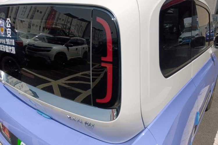 Used Baojun KiWi EV 2023 DJI Edition Lithium Iron Phosphate Exterior 3