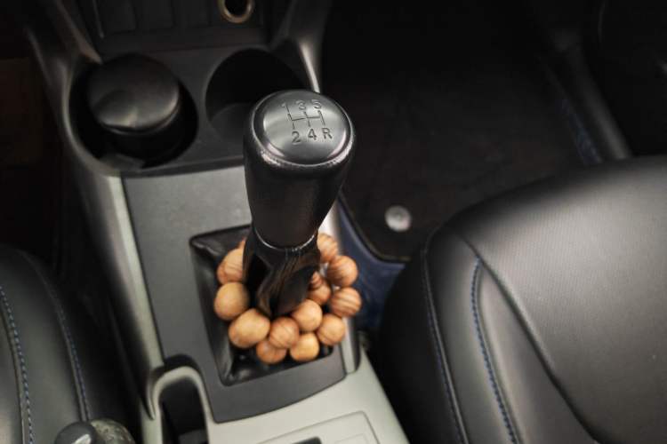 Used Toyota RAV4 2009 2.0L Manual Classic Edition Gear Lever