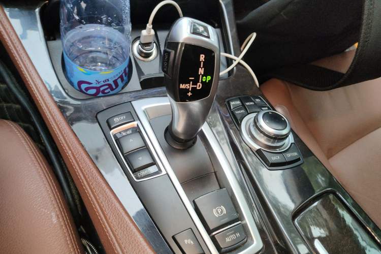 Used BMW 5 Series 2014 525Li Leading Model