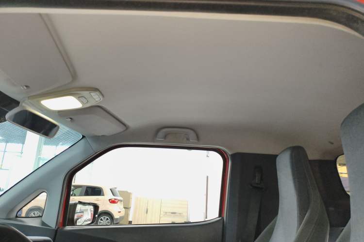 Used Baojun E200 2018 Intelligent Driving Edition Headliner