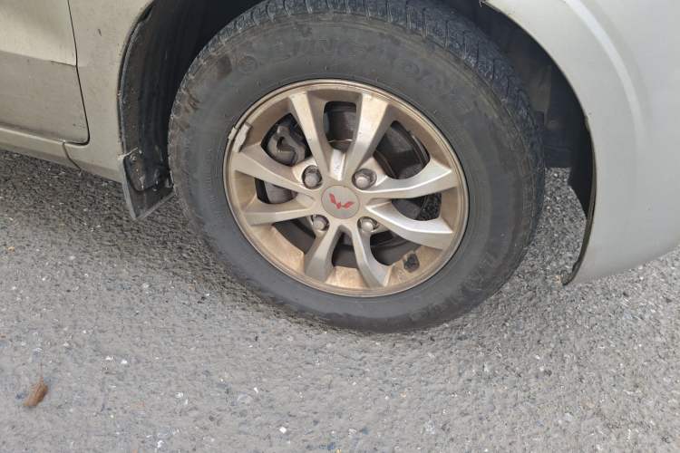 Used Wuling Hongguang V 2022 1.5L Enjoy Edition Hydraulic Power Steering LAR