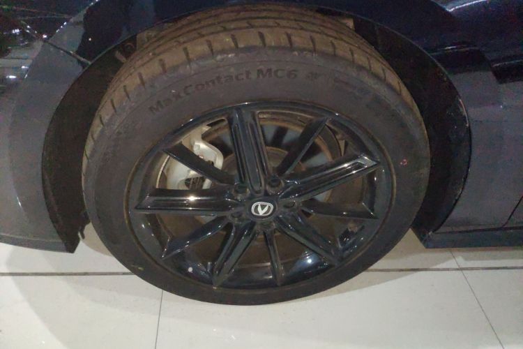 Used CHANGAN UNI-V iDD 2023 ZhiDian iDD 1.5T 113km Smart & Fun Version Left Front Wheel Hub