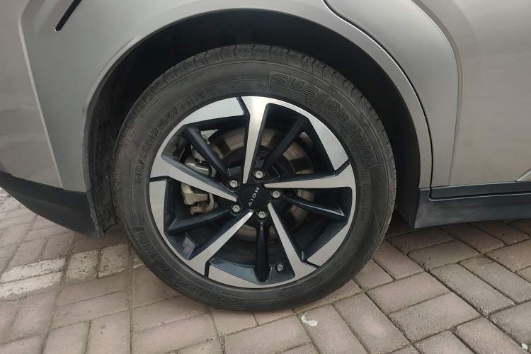 Used AION Y 2023 Plus 510 Smart Edition