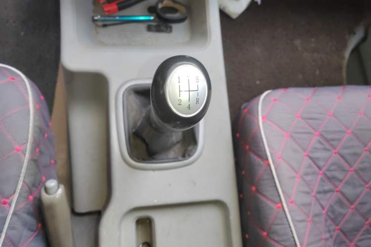 Used FORTHING Lingzhi 2016 V3 1.5L 7-seat Standard Model China IV Standard