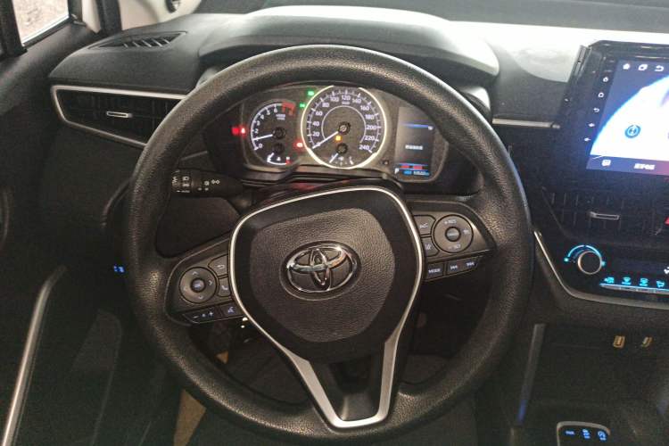 Used Toyota FRONTLANDER 2022 2.0L CVT Leading Edition