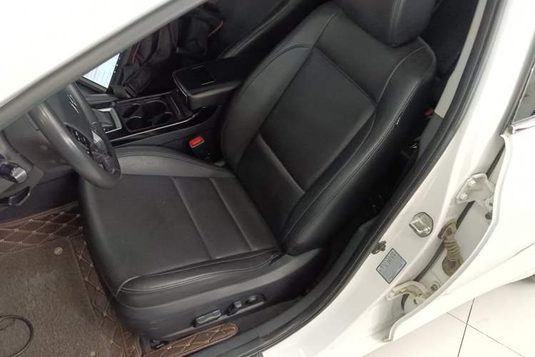 Used Hyundai Mistra 2016 1.8L Automatic Deluxe DLX Model Left Front Seat