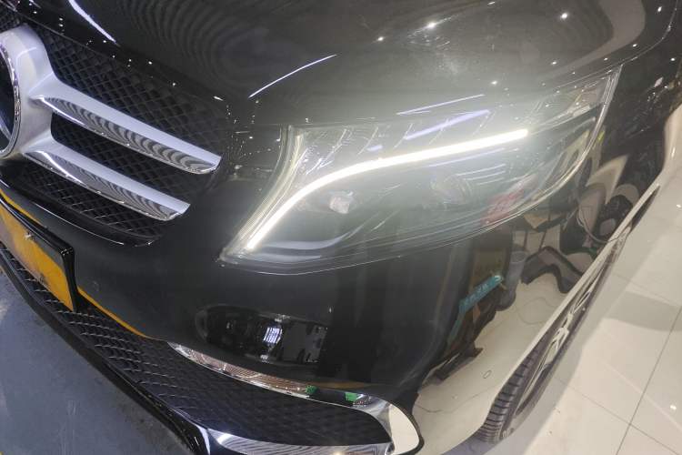 Used Mercedes-Benz V-Class 2022 V 260 L Long Wheelbase Prestige Edition
