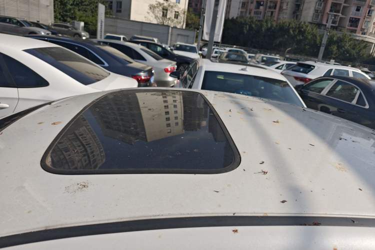 Used Acura ILX 2013 2.0L Elite Edition Roof