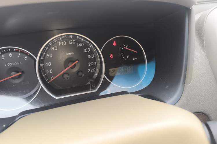 Used Nissan Sylphy 2007 1.6 XE Comfort Edition Odometer Close Up
