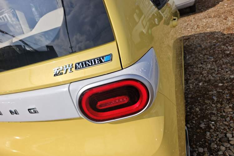 Used Wuling Hongguang MINIEV 2024 3rd Generation 215km Youth Edition