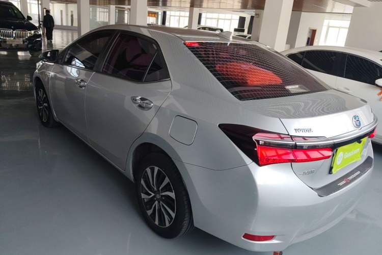 Used Toyota Corolla 2017 Revised Dual-Engine 1.8L E-CVT Leading Edition
