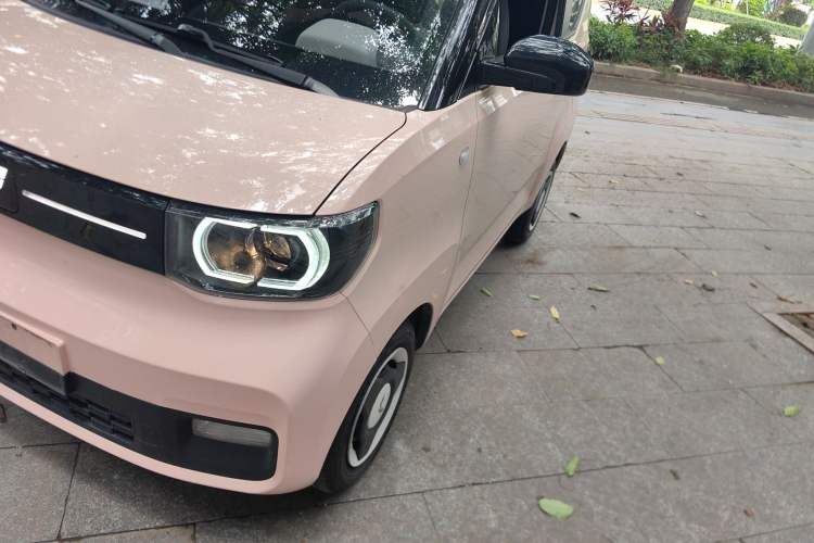 Used Wuling Hongguang MINIEV 2022 Macaron Premium Model – Lithium Iron Phosphate