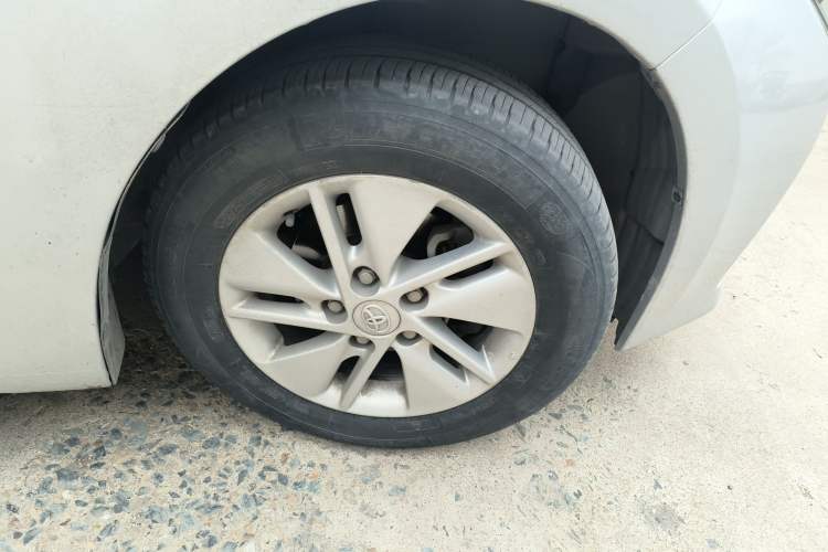 Used Toyota Corolla 2014 1.6L Manual GL