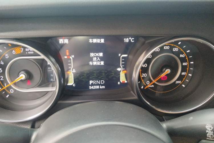 Used Jeep Wrangler 2019 2.0T Sahara Four-Door Version China VI Emission Standard
