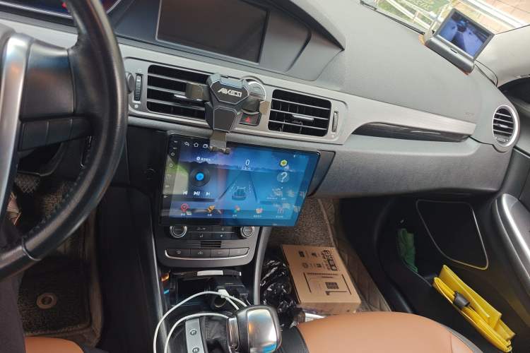 Used Roewe e550 2016 Deluxe Edition