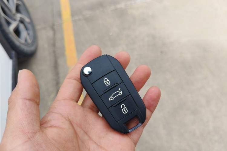 Used Citroen C3-XR 2019 230THP DCT ORIGINS Centennial Deluxe Edition Vehicle Key