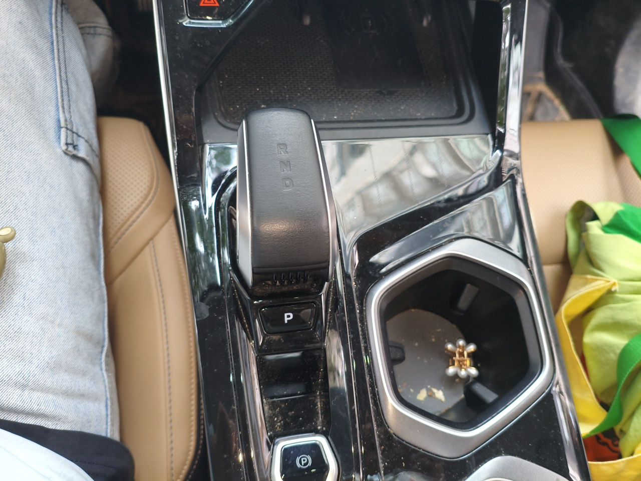 Geely Auto FX11 2023 1.5TD DCT Prestige Edition — снимка 14
