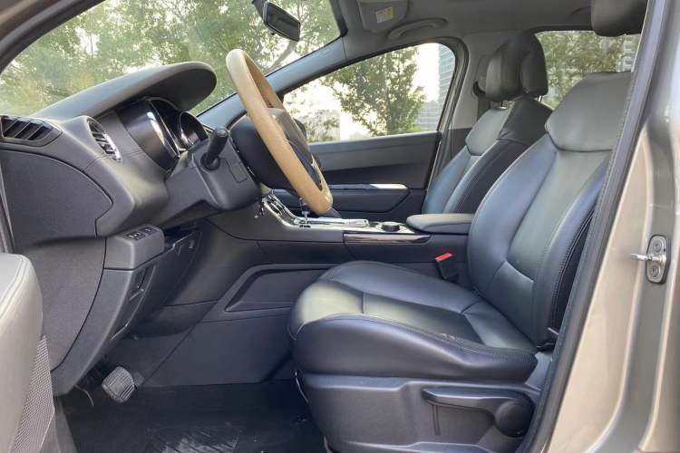 Used Peugeot 3008 2015 1.6THP Automatic Classic Edition
