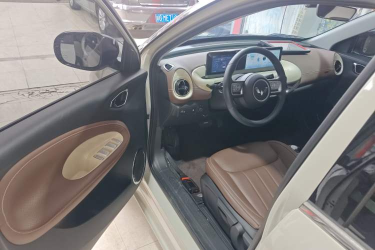 Used Wuling Bingo 2024 333 km Enjoyment Version Driver Seat