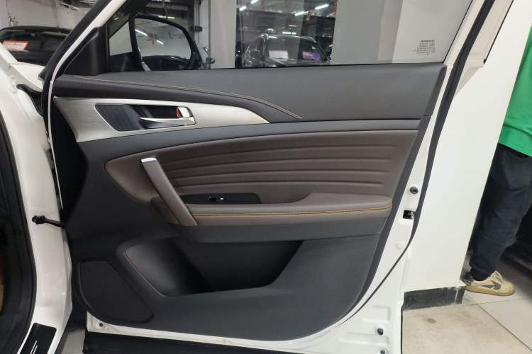 Used CHANGAN CS35PLUS 2019 1.6L Automatic CoolLink Edition Interior 5