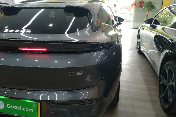 Used Zeekr 007GT 2025 Rear-Drive Intelligent Driving Version 75 kWh Right Rear Taillight