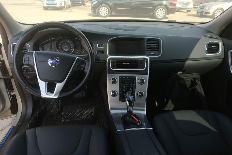 Used Volvo S60 2017 S60L T3 Smart Upgrade Edition