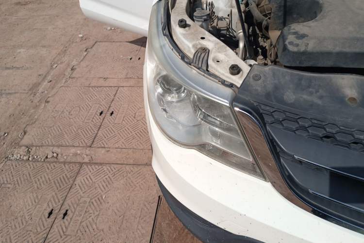 Used Baojun 730 2014 1.5L manual standard trim 7 seats