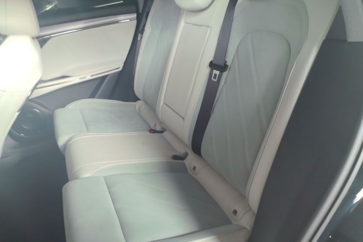 Used VOYAH FREE 2025 318 318 km Rear-Drive Touring Edition Left Rear Seat