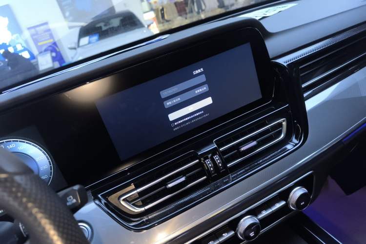 Used Hongqi HS5 2023 2.0T Qixiang Pro Edition