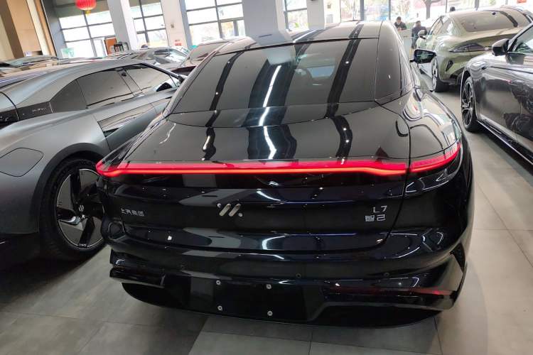 Used IM L7 2022 Dynamic Model
