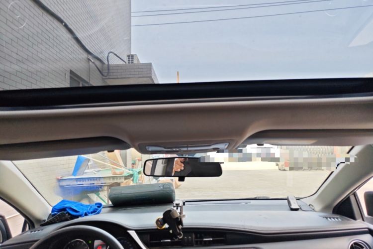 Used Toyota Corolla 2017 Revised Version 1.2T S-CVT GL-i Headliner