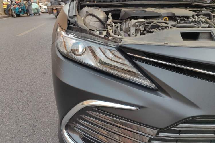 Used Toyota Camry 2023 2.0GVP Premier Edition Right Front Headlight