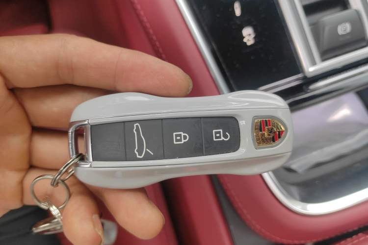 Used Porsche Panamera 2022 Panamera 4 E-Hybrid Platinum Edition 2.9T Vehicle Key