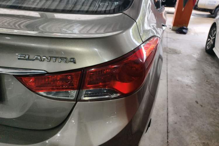 Used Hyundai Elantra (5th Generation / Langdong) 2015 1.6L Automatic Luxury Model