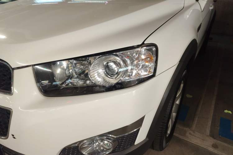 Used Chevrolet Captiva 2014 2.4L 4x4 Luxury Edition 5 Seats Left Front Headlight