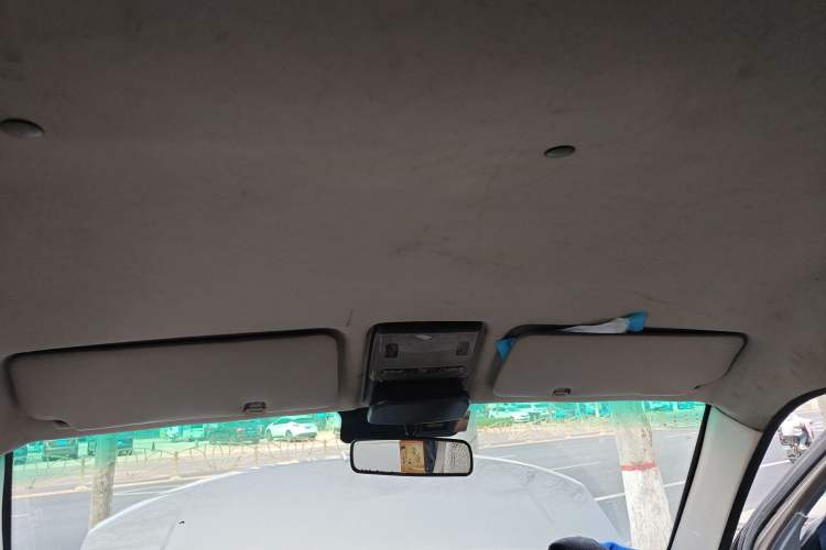 Used Jinbei Hiace X30 
