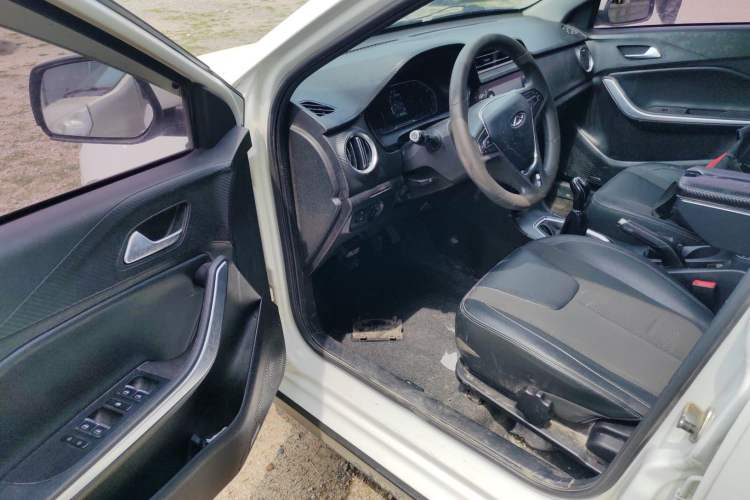 Used Chery Tiggo 3X 2018 1.5L Manual Elite Edition Driver Seat