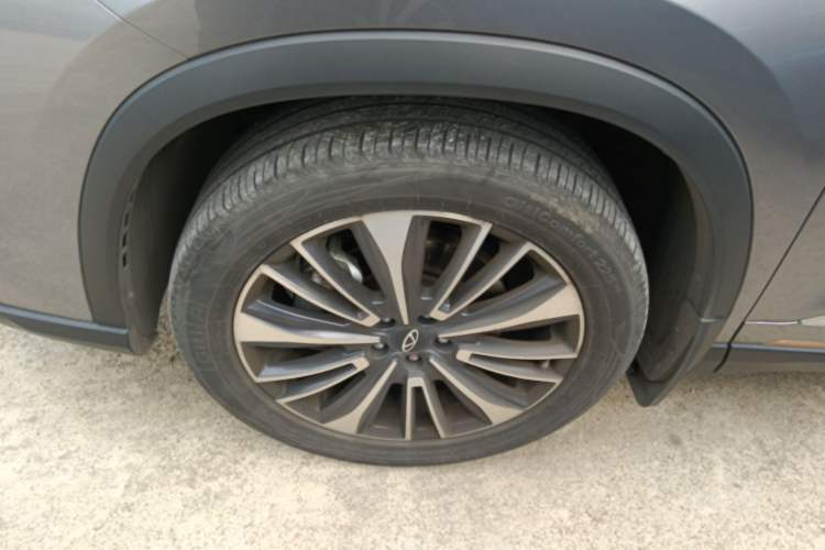 Used Chery Tiggo 8 PRO 2024 Champion Edition 390T Two-Wheel Drive Peak Version 5 Seats