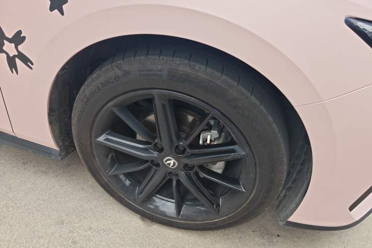 Used CHANGAN UNI-V 2023 1.5T Prestige Model
