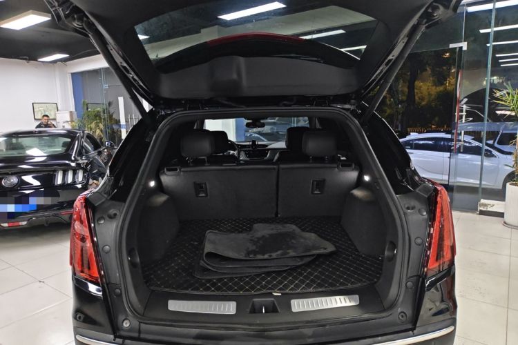 Used Cadillac XT5 2022 2.0T Two-Wheel Drive Luxury Version Trunk