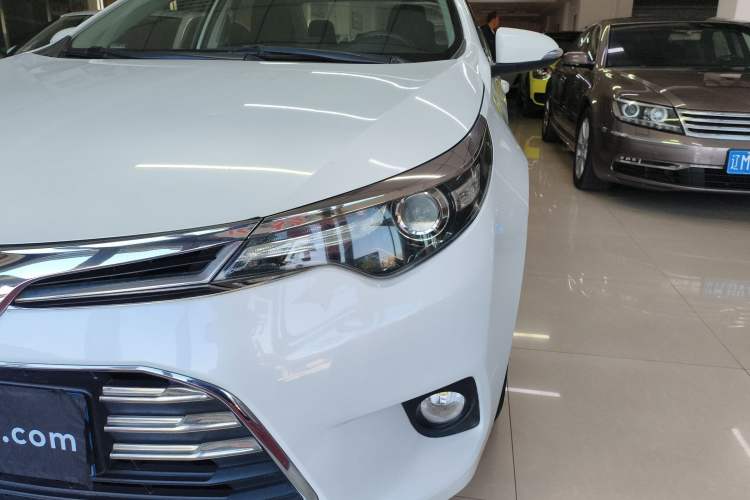 Used Toyota Levin 2016 1.6G CVT Elite Edition Left Front Headlight