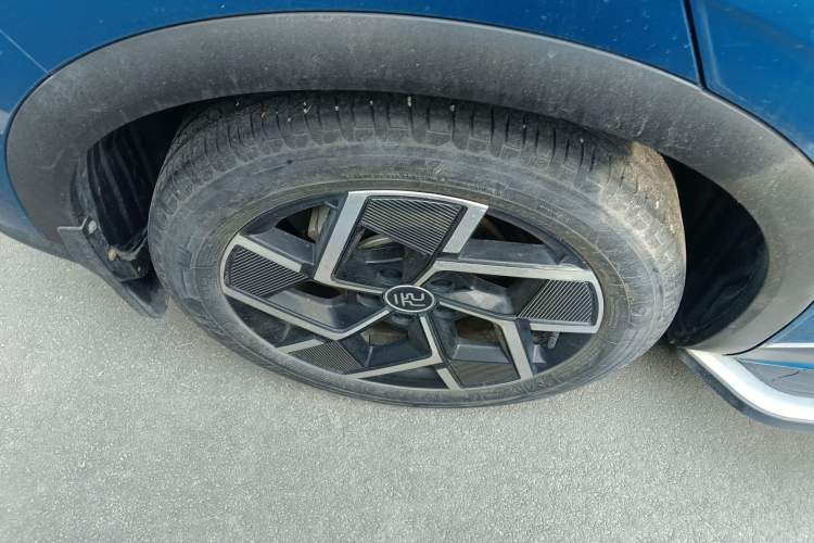 Used BYD Yuan PLUS 2022 510 km Flagship Version Right Rear Wheel Hub