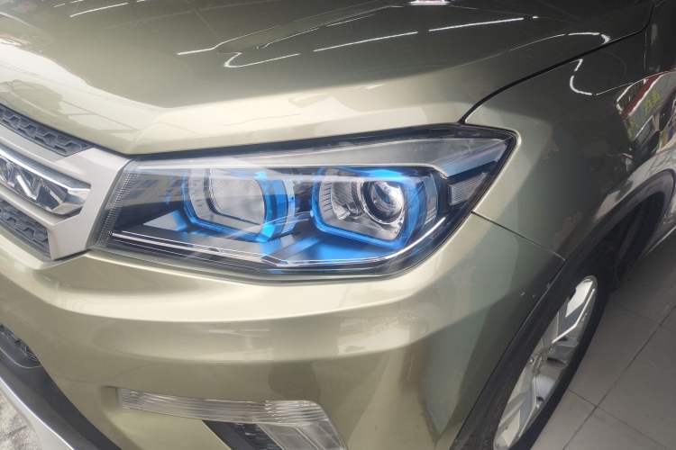 Used Changan CS75 2014 2.0L Manual Luxury Version China IV Standard
